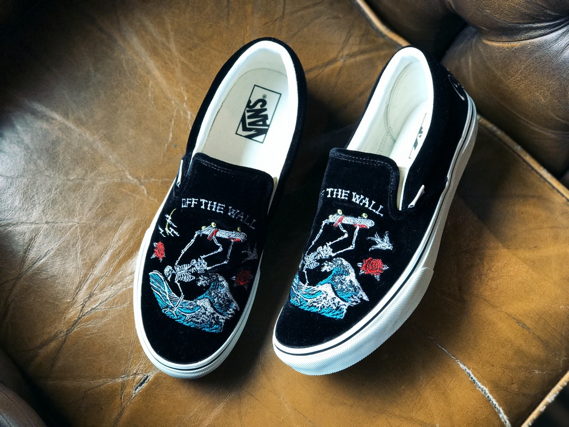 vans sukajan