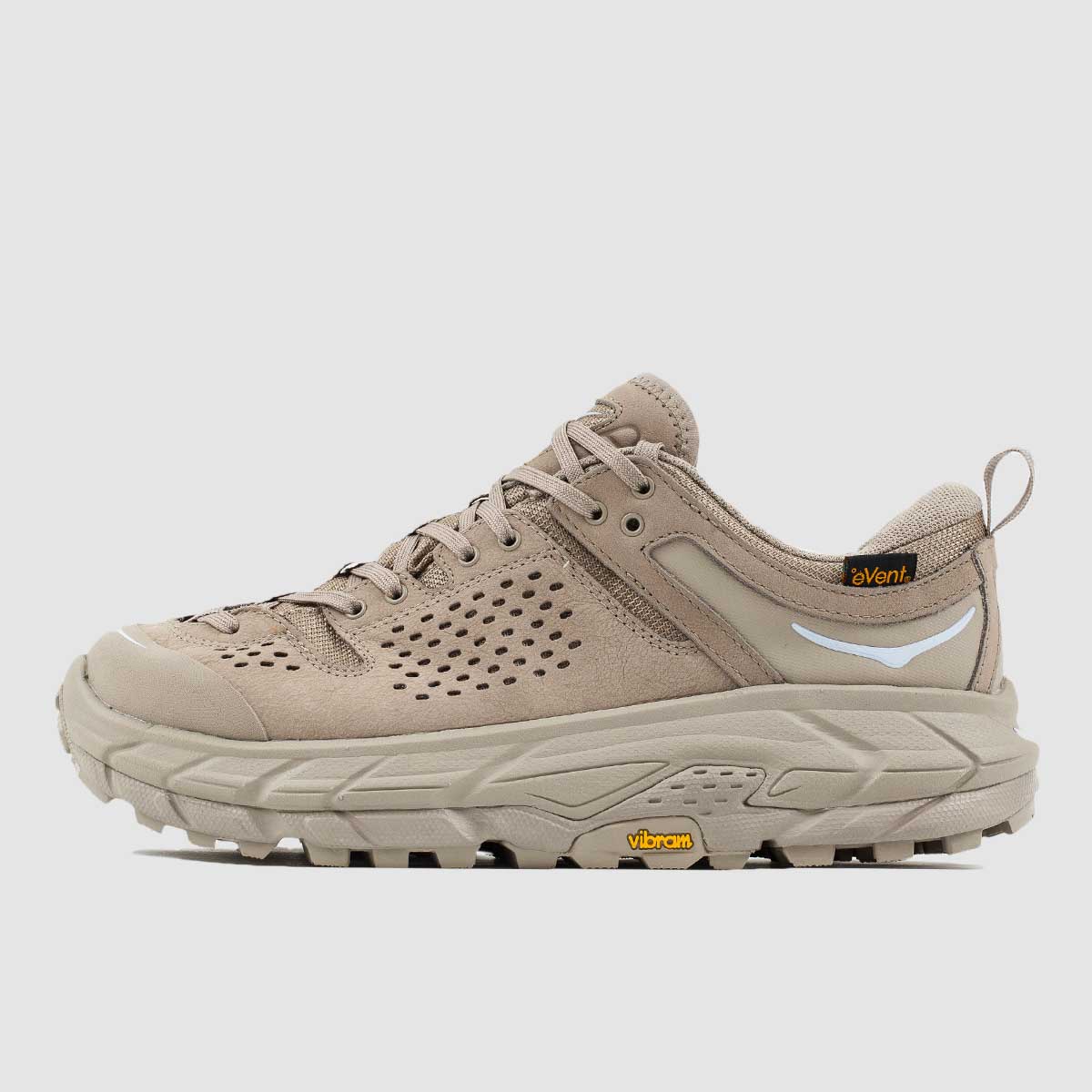 hoka one one tor low